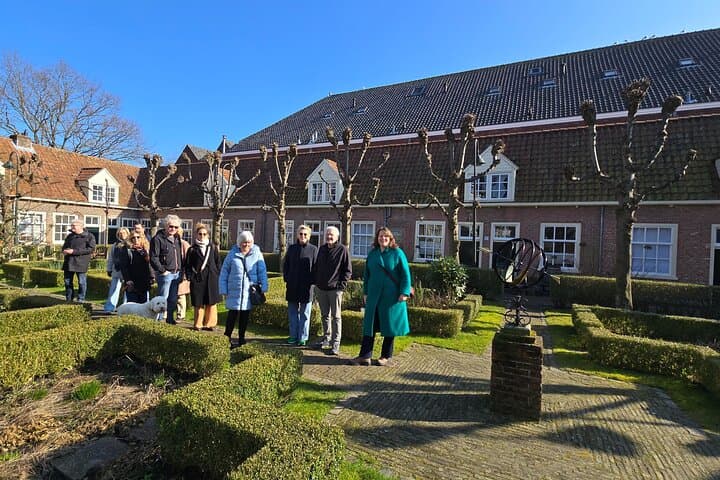 Discover Delft: Guided 90-Minute Historical Walking Tour photo 2