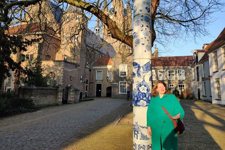 Discover Delft: Guided 90-Minute Historical Walking Tour photo 3