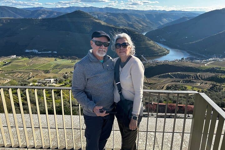 Douro Valley Half-Day Wine Tour from Porto — Winery Tasting, Lunch & Scenic Viewpoints photo 4