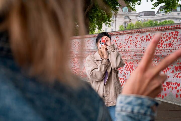 Couples Treasure Hunt in Hamburg Old Town: Interactive Romantic Scavenger Tour photo 2