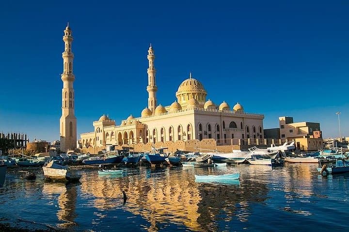 Hurghada Private VIP City Tour — Mosque, Marina & Local Markets photo 2