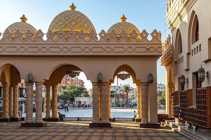 Hurghada Private VIP City Tour — Mosque, Marina & Local Markets photo 6