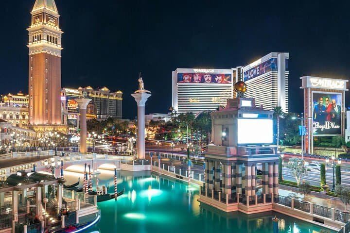 NYC to Mount Airy Casino Private XL Minivan Transfer — Comfortable Group Ride to the Poconos photo 1