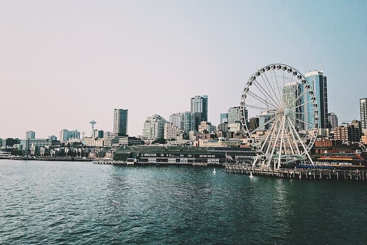 Seattle Tour: Private 3–4 Hour Downtown & Sunset Experience for Families photo 4