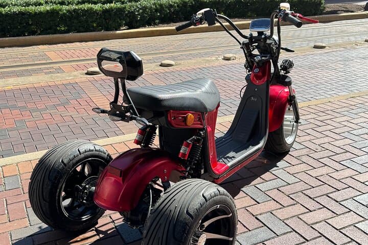 Cruise Downtown Houston on a Premium 2-Seater Trike — Self-Guided Tour photo 4