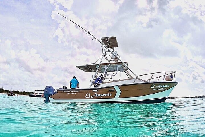 Private Boat to El Cielo & Palancar: Cozumel Private Snorkel Charter photo 3