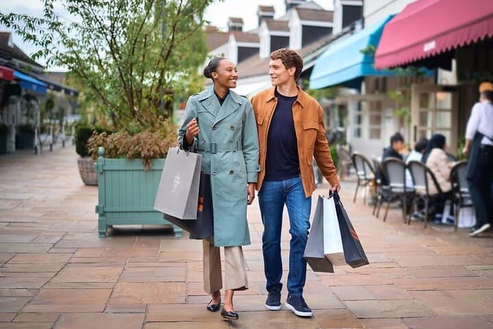 Bicester Village Shopping Day Trip with Private Chauffeur from London photo 1