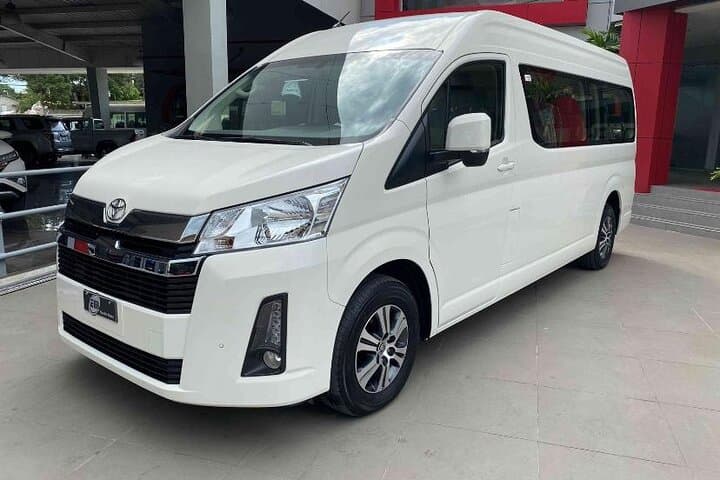 Private Punta Cana Airport Transfer: Luxury SUV & Minivan Service