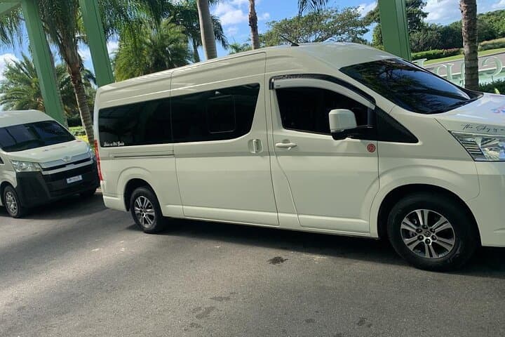 Private Punta Cana Airport Transfer: Luxury SUV & Minivan Service photo 2