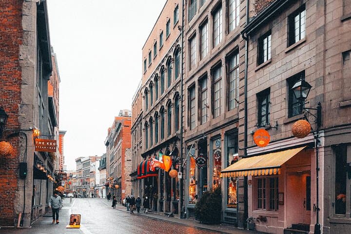 Private Montreal Highlights Walking Tour: 2–3 Hour Custom City Walk photo 5