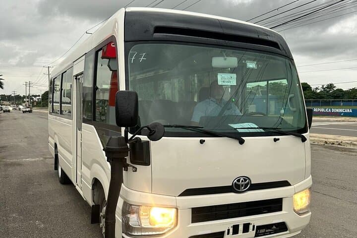 Private Punta Cana Airport Transfer: Luxury SUV & Minivan Service photo 6
