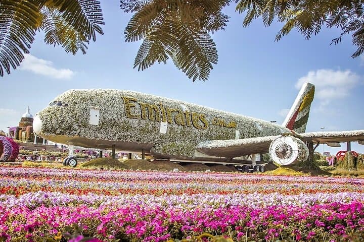 Dubai Miracle Garden Skip-the-Line Tickets & Seasonal Visit Guide photo 2