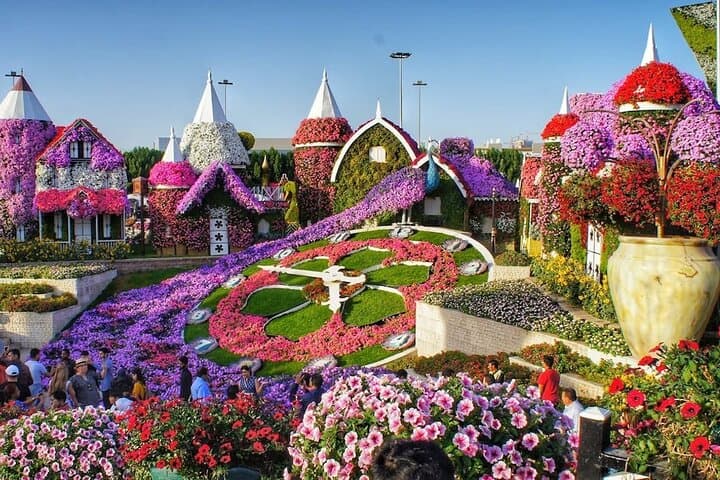 Dubai Miracle Garden Skip-the-Line Tickets & Seasonal Visit Guide photo 4