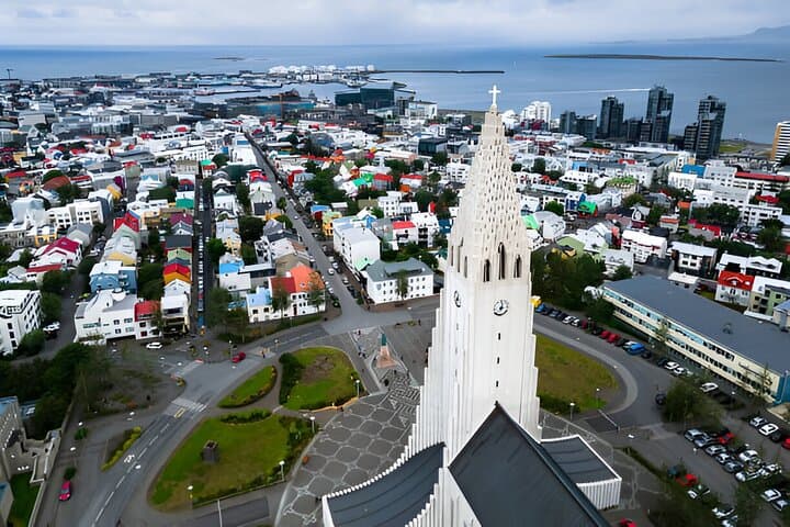 Private Reykjavik City Tour — Hallgrimskirkja, Harpa & Sun Voyager (Multi-Language Guides) photo 2
