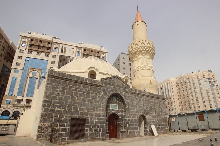 Ziarah Tour from Madinah: Half-Day Spiritual Sites & History photo 2
