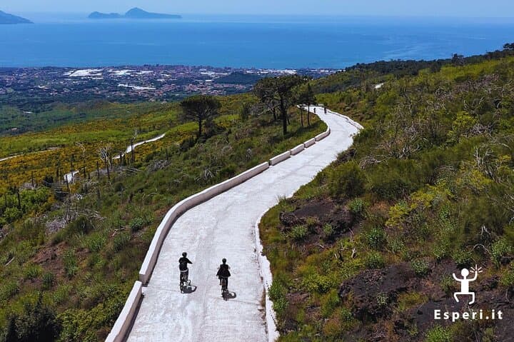 E‑Bike Mount Vesuvius: Ride Strada Matrone to the Crater