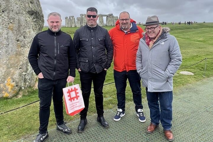 Private Stonehenge and Bath Luxury Day Trip from London — Chauffeur & Blue Badge Guide photo 6