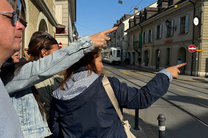 Carouge Historical Track Game: Self-Guided Smartphone Tour of Old Carouge photo 3