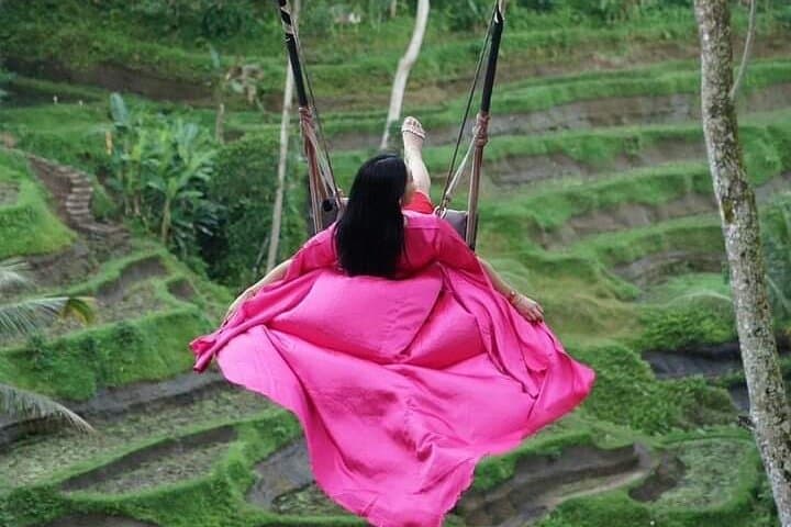 All-Inclusive Ubud Day Tour: Tegalalang Rice Terraces, Waterfalls & Tirta Empul photo 2