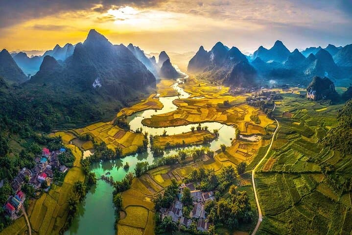 Cao Bang Loop 3-Day Motorbike & Jeep Tour — Ban Gioc Waterfall, Pac Bo & Angel Eye Mountain photo 2