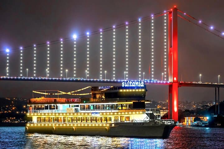 Evening Bosphorus Dinner Cruise with Live Turkish Dance and Historic Views