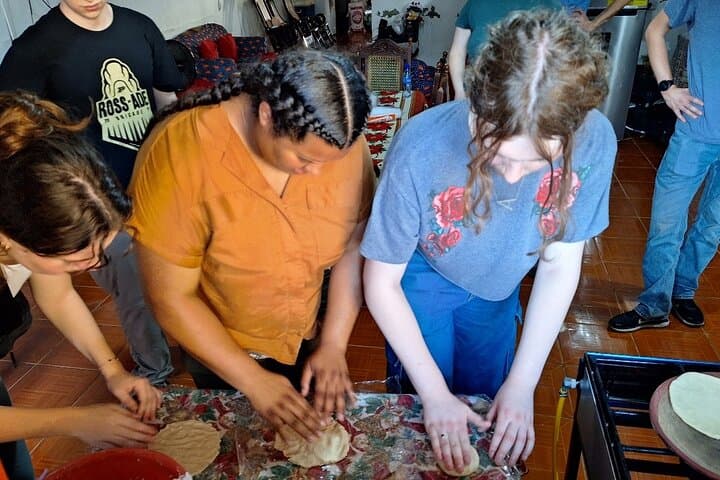 Hands-On Nicaraguan Cooking Class in León: Market to Table with a Local Family photo 2