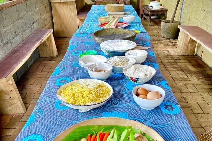 Munduk Natural Kitchen: Authentic Balinese Home Cooking & Waterfall Visit photo 2