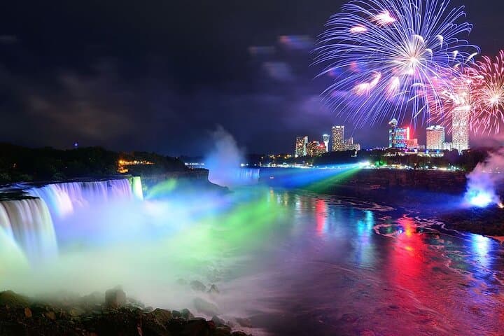 Niagara Falls Night Tour: Dinner, Fireworks Boat Cruise & Illumination Control