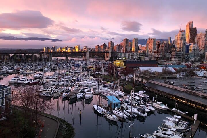Vancouver Post-Cruise City Highlights and Capilano Suspension Bridge Tour photo 1