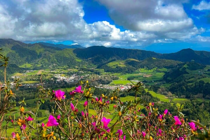 Full-Day Private Tour São Miguel Island: Lagoa das Sete Cidades, Furnas & Northeast Routes photo 4