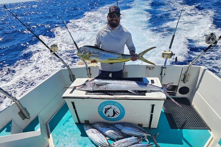 North Shore Oahu Deep-Sea Fishing Charter from Haleiwa Harbor photo 2