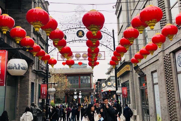 Beijing Hutong Walking Tour and Peking Duck Experience