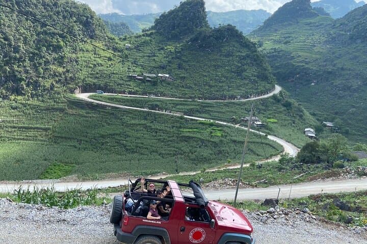 Ha Giang 3-Day Jeep Tour: Ma Pi Leng, Dong Van & Du Gia Loop photo 4