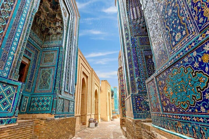 Samarkand Day Tour: Explore Amir Timur’s Capital with Private Transport