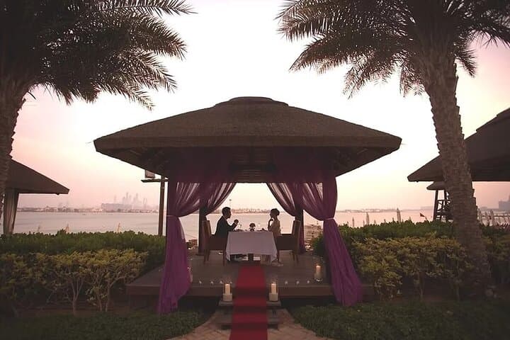 Private Romantic Cabana Beach Dinner on Palm Jumeirah, Dubai photo 4