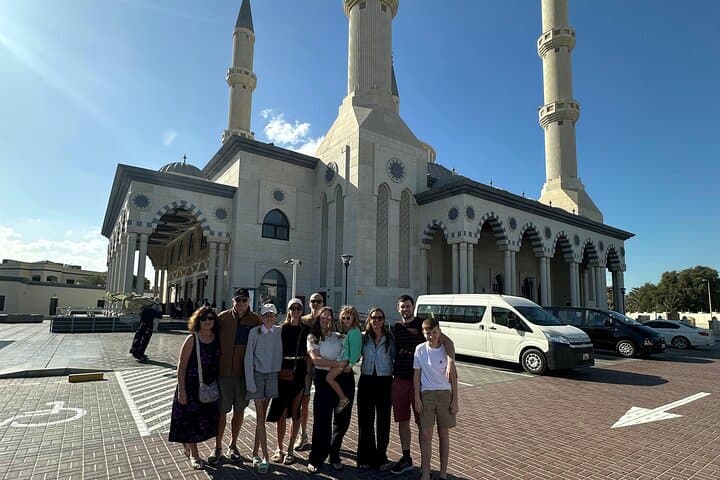Dubai Private City Tour: Burj Khalifa, Blue Mosque & Hidden Souks photo 3