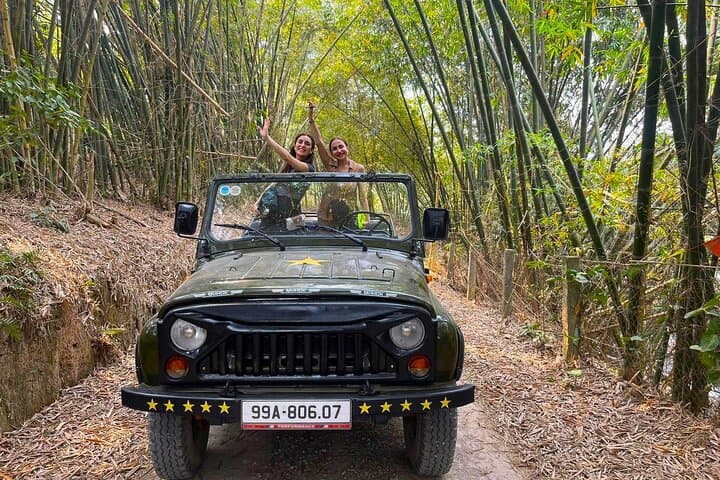 Duong Lam Ancient Village Jeep Tour from Hanoi: Rice Fields, Temples & Home Visits
