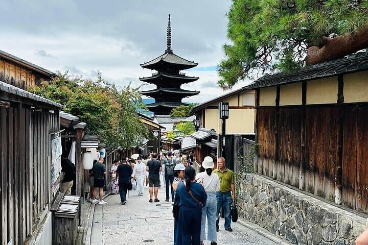 Customize Your Day in Kyoto: Private English-Speaking Driver Tour photo 2