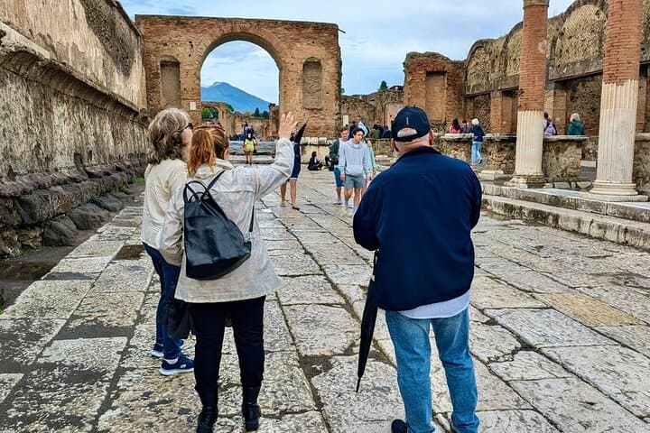 Pompeii Skip-the-Line Ticket with Audio Guide — Self-Guided Archaeological Walk photo 5