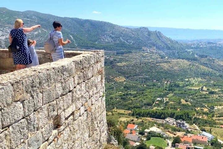 Split Hop-On Hop-Off Bus Pass: 24-Hour Sightseeing & Guided Walking Tour photo 6