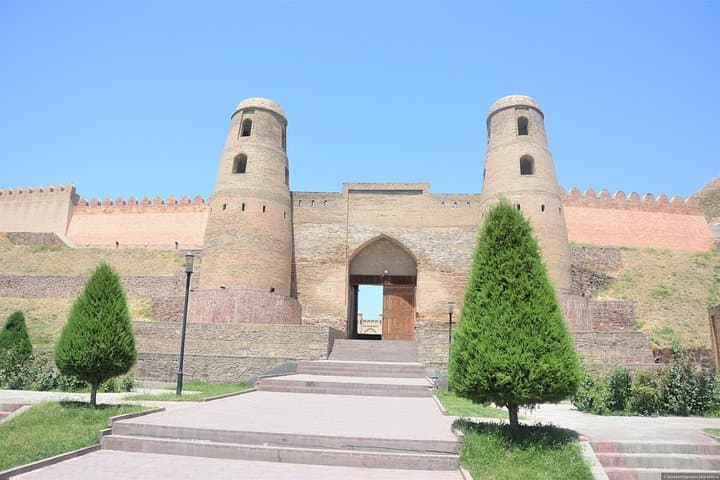 8-Day Tajikistan Mountains, Lakes & Culture Tour: Iskanderkul, Seven Lakes & Hissar photo 3