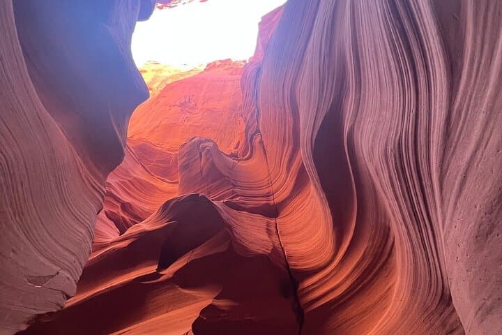 Private Antelope Canyon & Horseshoe Bend Day Tour from Las Vegas photo 2