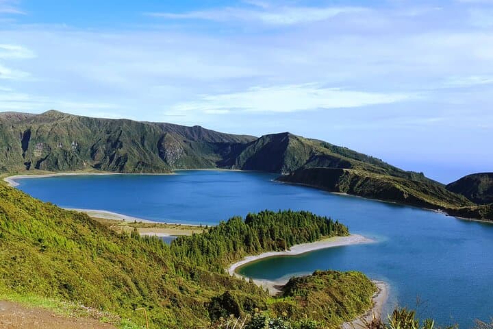 Half-Day Private Jeep to Lagoa do Fogo — Off-Road Views, Waterfalls & Surf Beaches photo 2