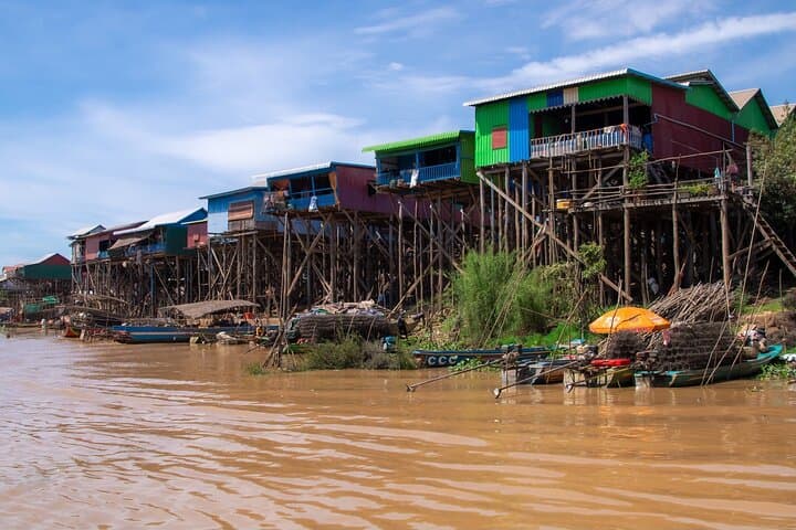 Sunset Boat Tour to Kampong Phluk: Stilt Villages & Tonle Sap Sunset photo 1