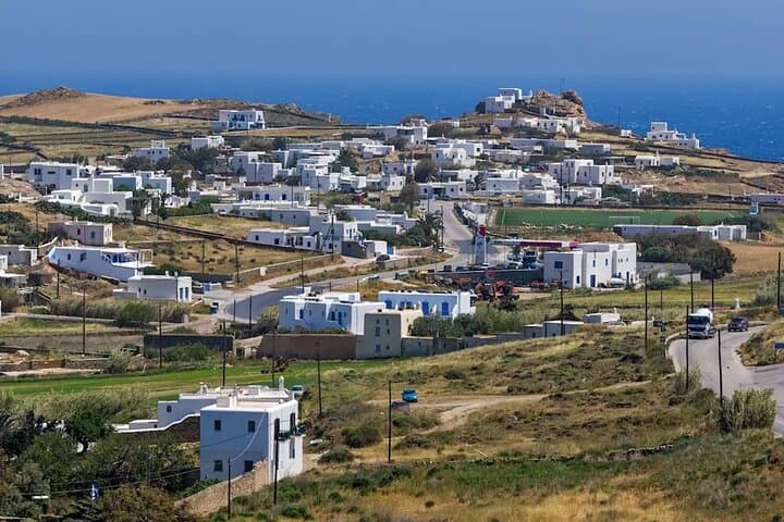 Express Mykonos Van Tour: 2-Hour Lighthouse & Ano Mera Highlights photo 3
