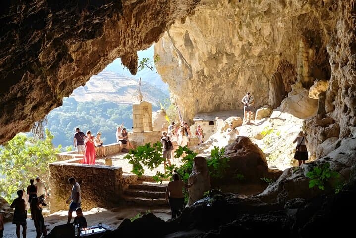 Elafonisi Beach Private Tour: Honey, Olive Oil & Wine Tasting Day Trip from Chania photo 4