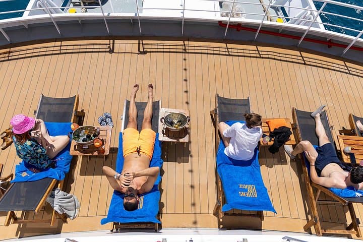 VIP Day Cruise from Athens to Hydra, Poros & Aegina — Luxury Saronic Gulf Island Hop