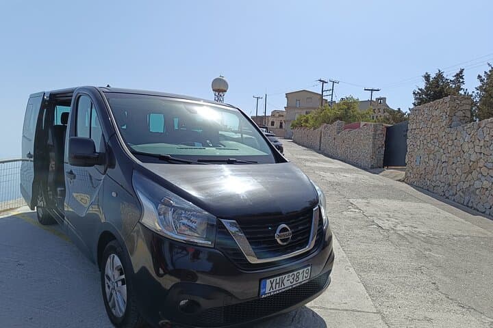 Athinios Port Transfer — Private, Door-to-Door Rides Across Santorini photo 4