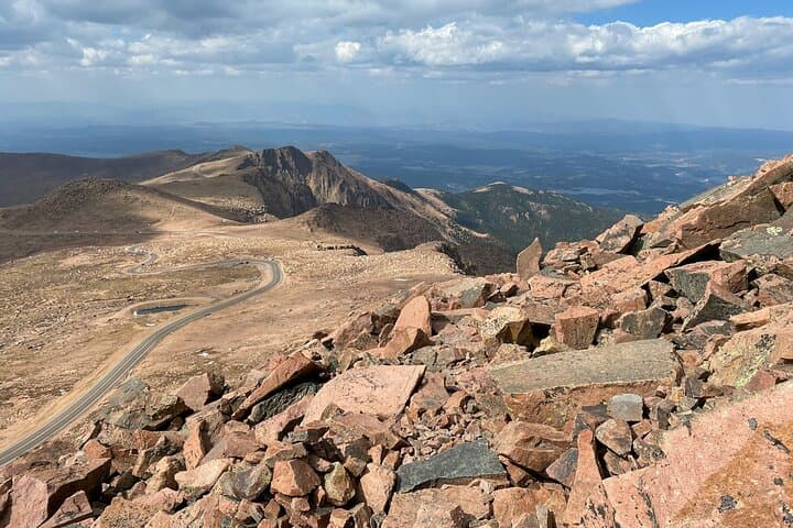 Private Pikes Peak Highway Summit Tour — Luxury Land Cruiser Drive to 14,115 ft photo 4