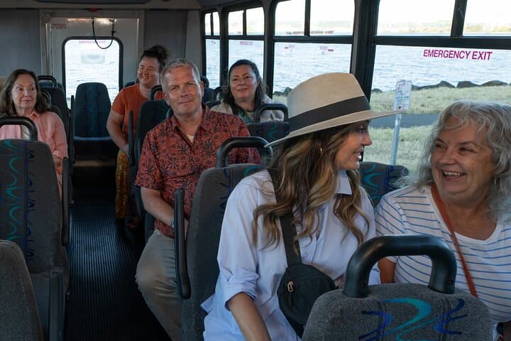 Seattle Land and Sea: Ultimate City and Harbor Tour Guide photo 3